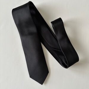 **SOLD** Van Heusen Tie